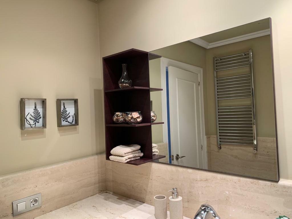 Apartamento Murrieta 洛格罗尼奥 外观 照片