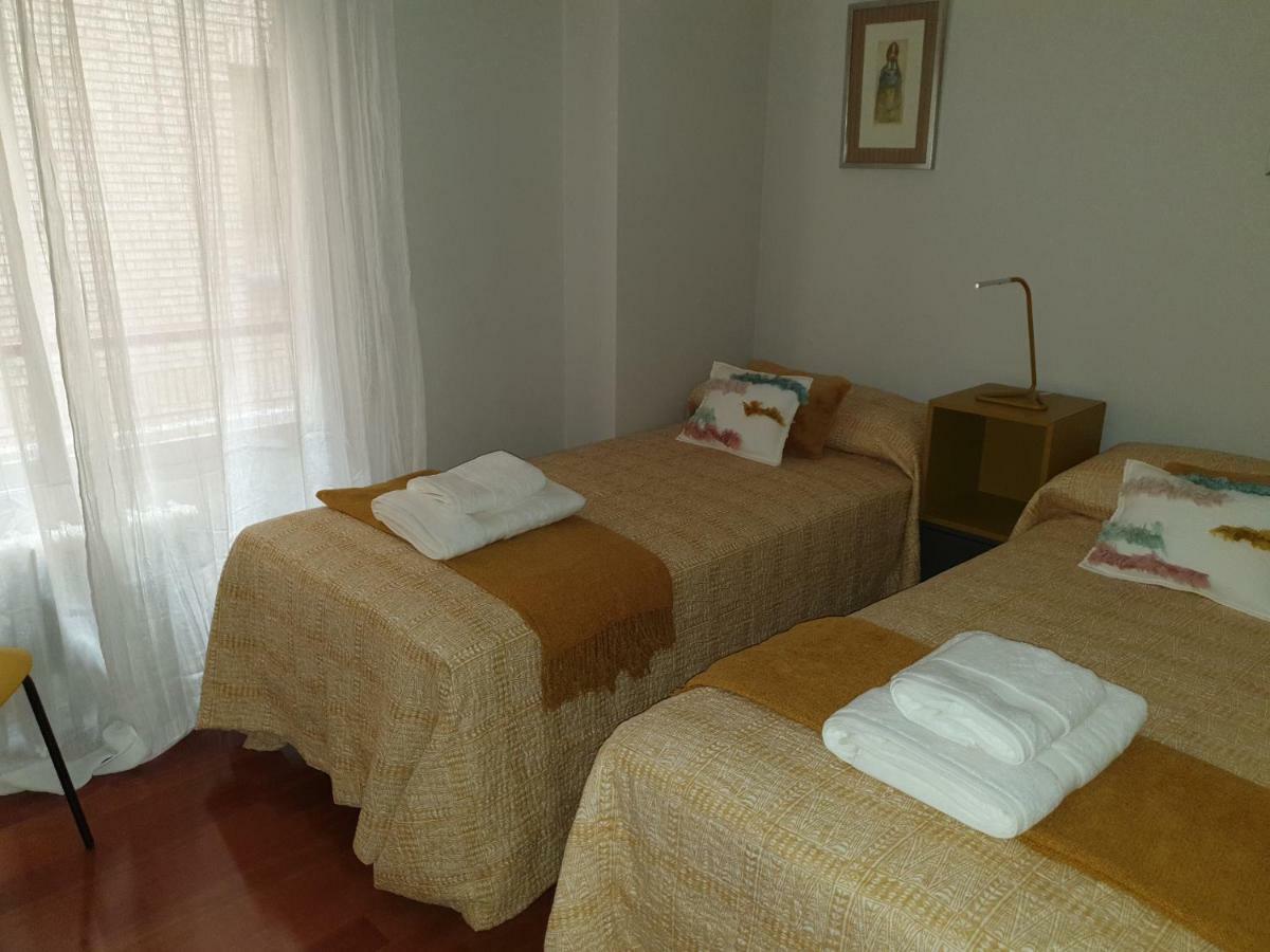 Apartamento Murrieta 洛格罗尼奥 外观 照片